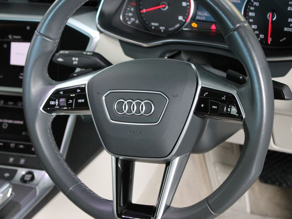 2021 Audi A6 - image 11