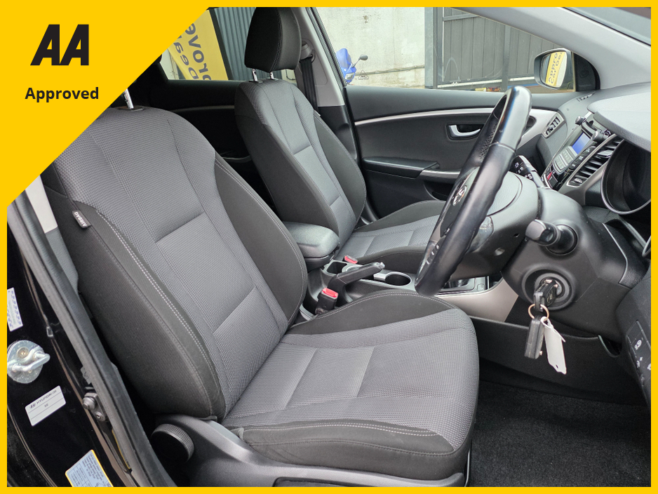 2015 Hyundai i30 - image 10