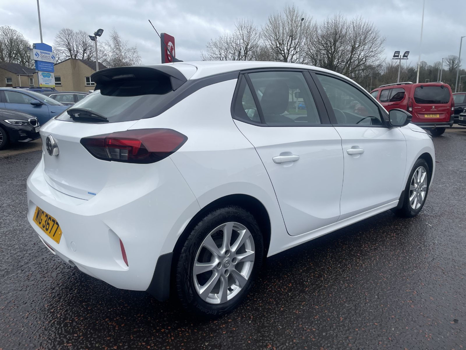 2022 Opel Corsa - image 7