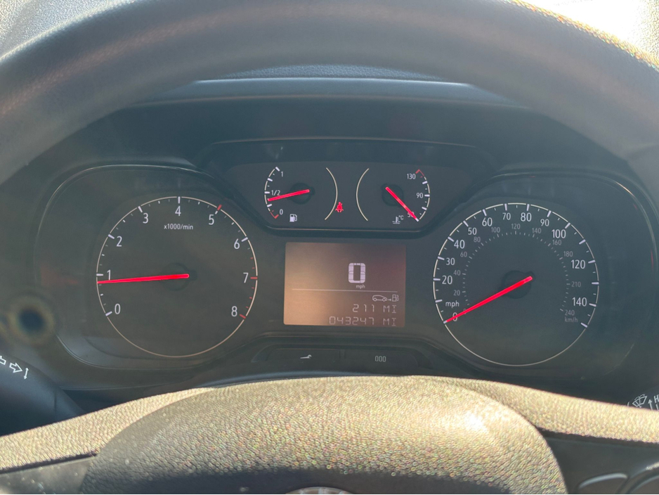 2022 Vauxhall Combo - image 17