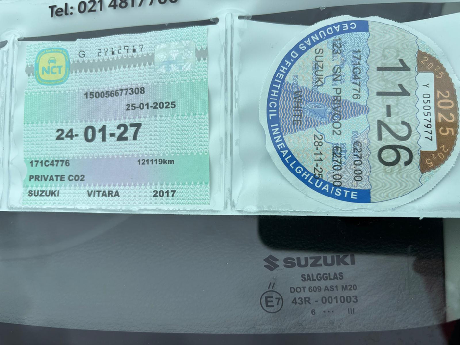 2017 Suzuki Vitara - image 9