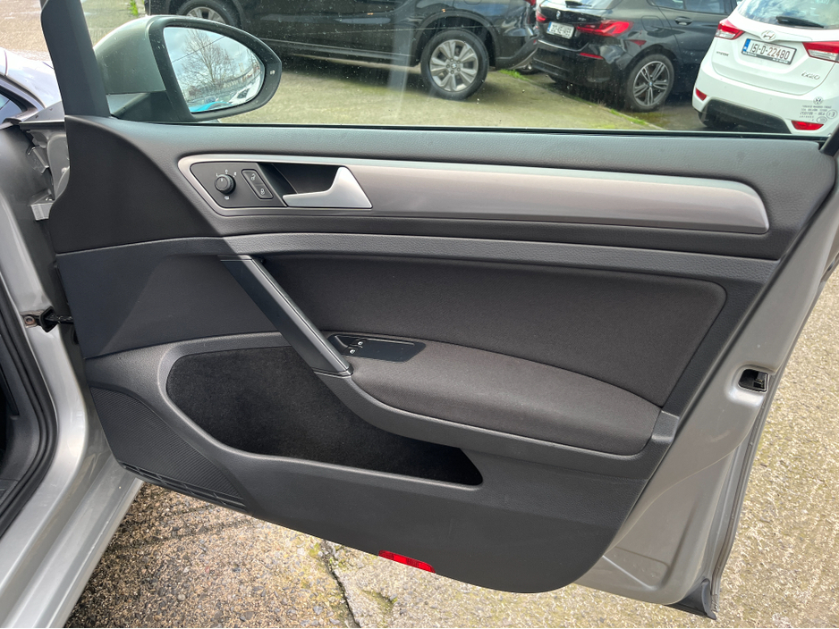 2016 Volkswagen Golf BLUEMOTION 1.2 TSI PETROL MANUAL //LOW MILES// €13,950