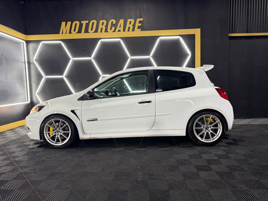 2012 Renault Clio - image 15