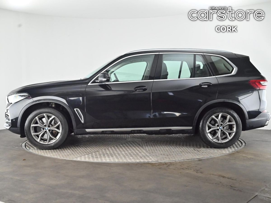 2020 BMW X5 xDrive45e xLine €44,880