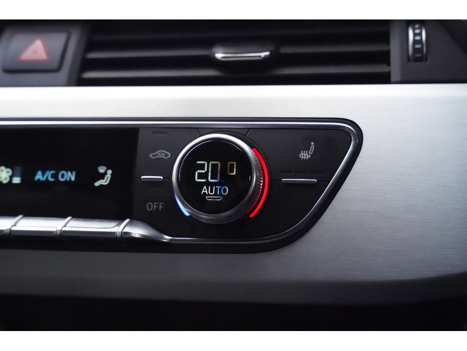 2018 Audi A4 - image 19