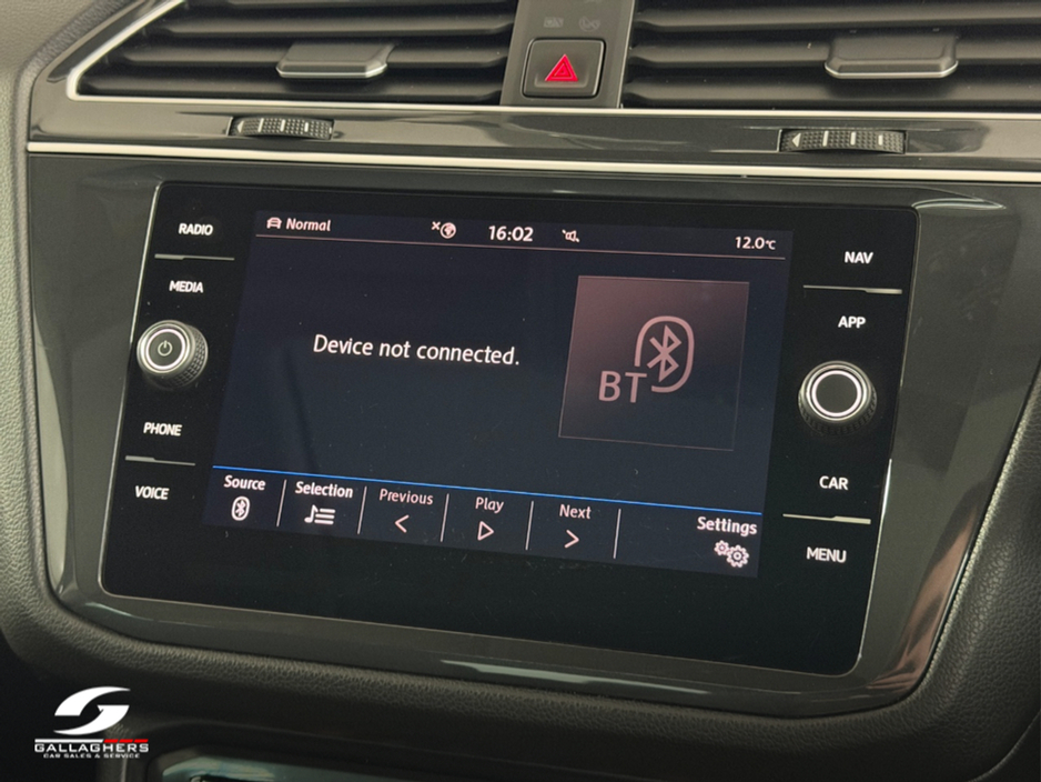 2019 Volkswagen Tiguan - image 37