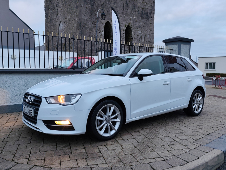 2015 Audi A3 1.6 TDI SE 105PS 5DR €7,800