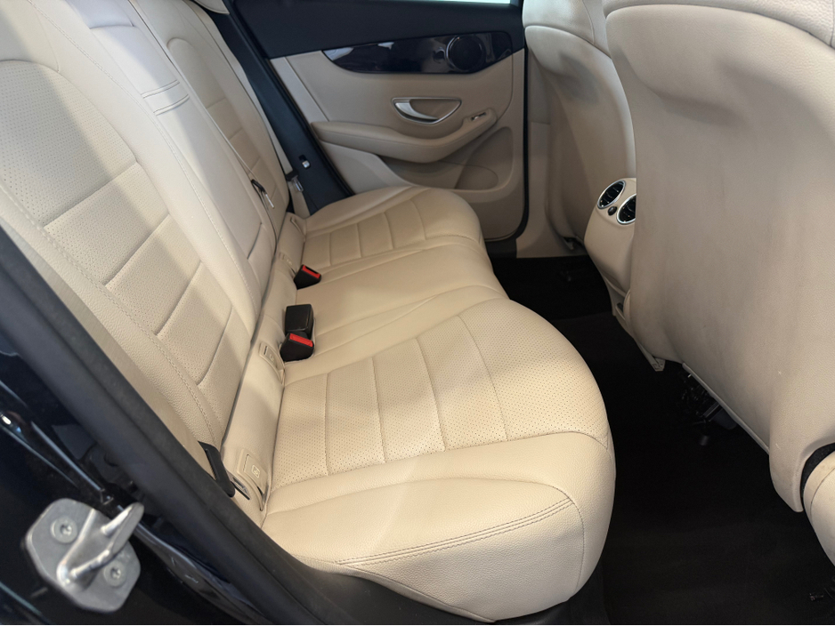 2017 Mercedes-Benz GLC Class 220 D 4MATIC 5DR AUTO €26,950