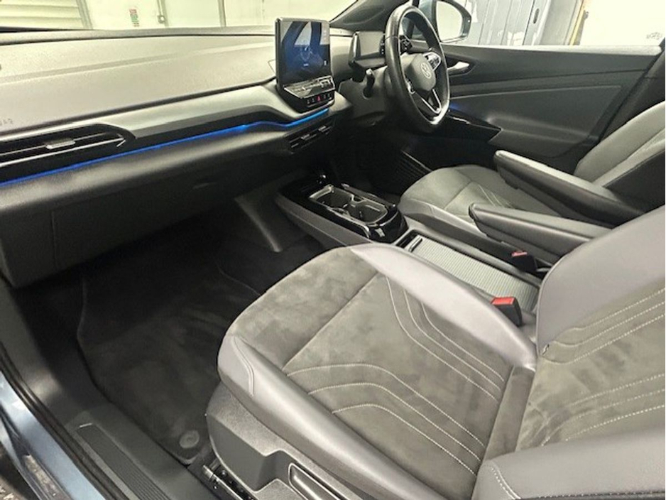 2022 Volkswagen ID.4 - image 12