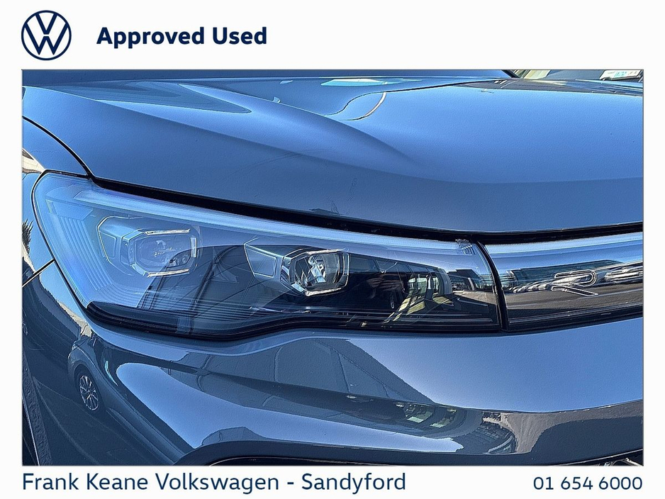 2025 Volkswagen Tiguan - image 18