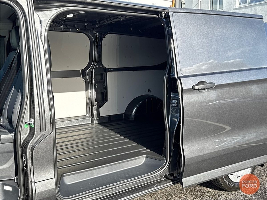 2026 Ford Transit Custom *Order Yours Today* TREND L2 150PS