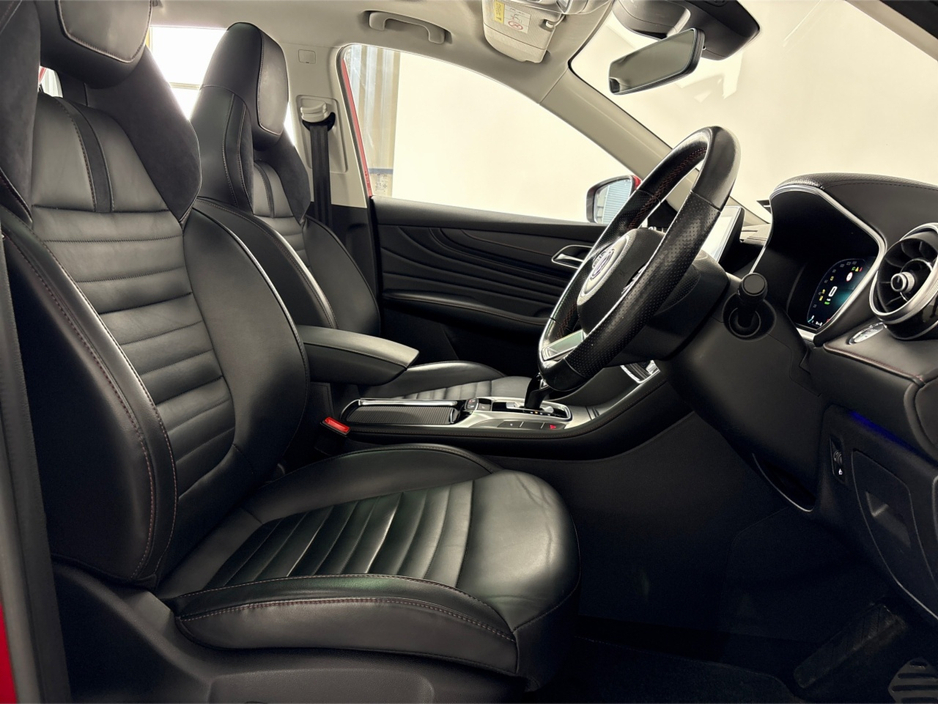 2022 MG HS - image 27