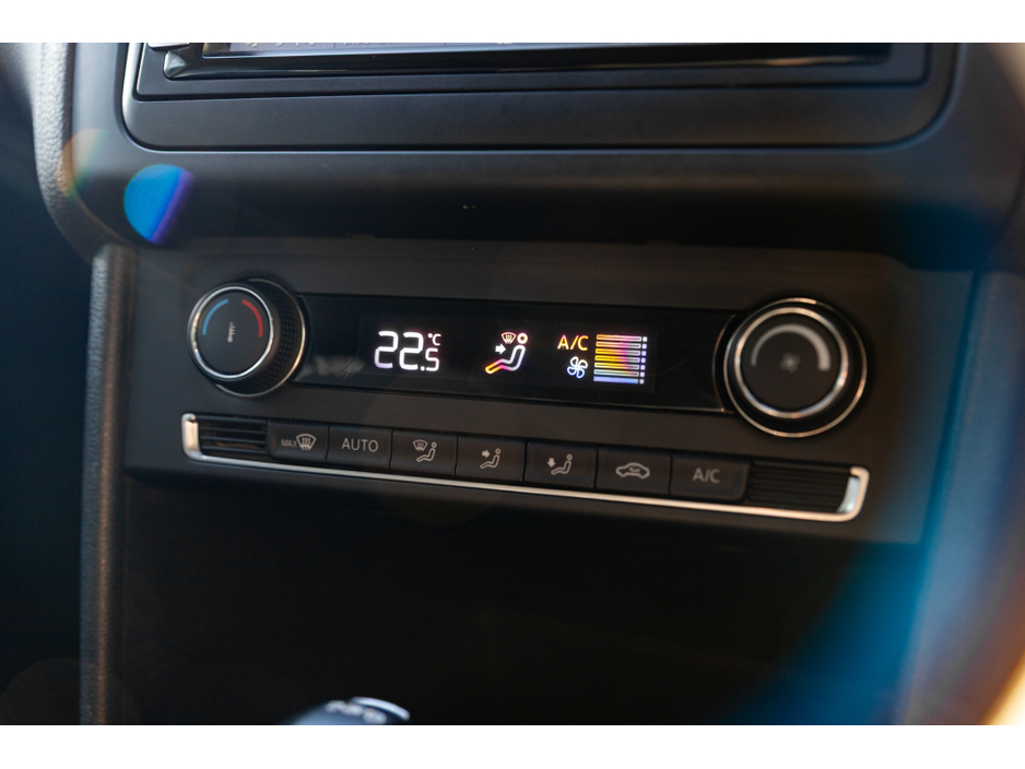 2017 Volkswagen Polo - image 17