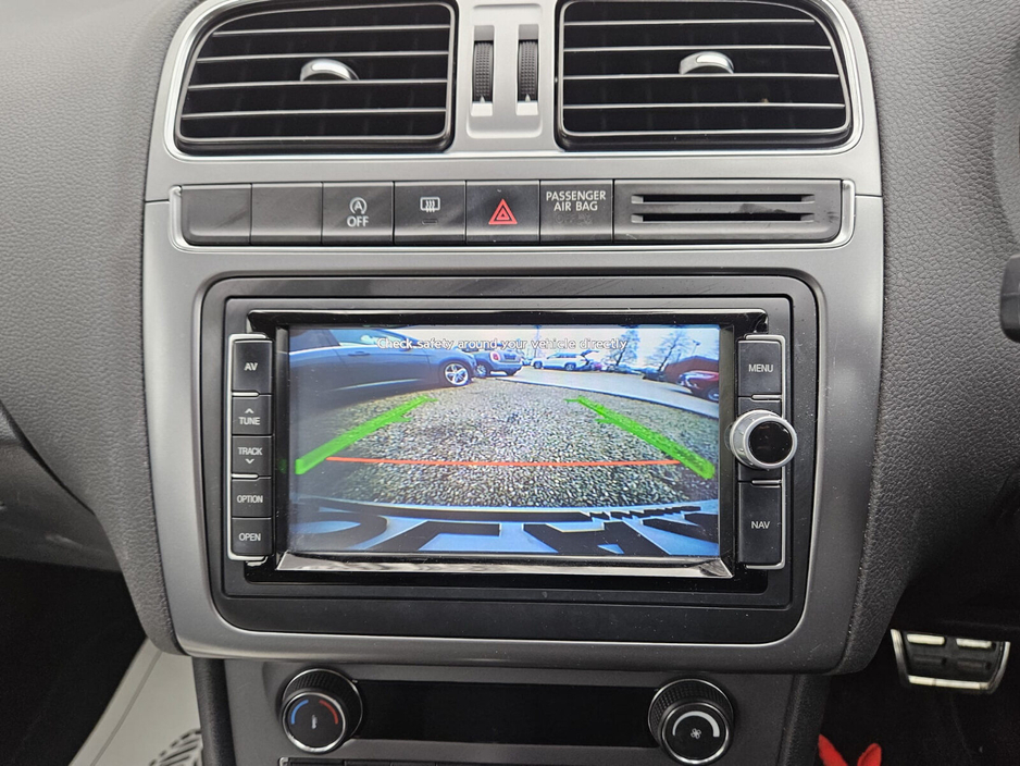 2016 Volkswagen Polo - image 19