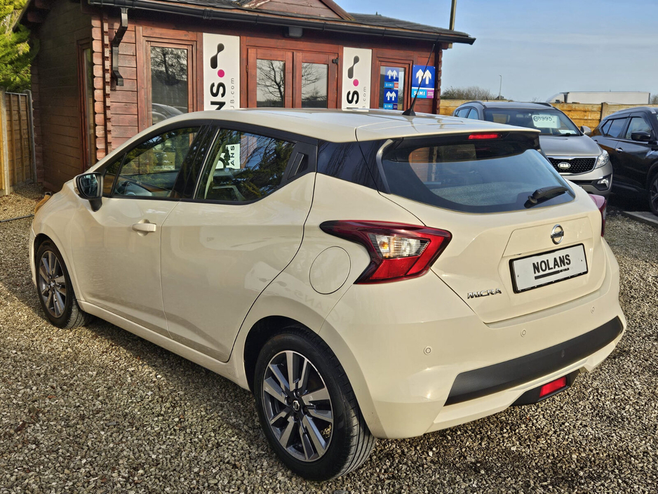 2017 Nissan Micra - image 17