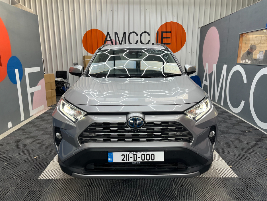 2021 Toyota Rav4 - image 6