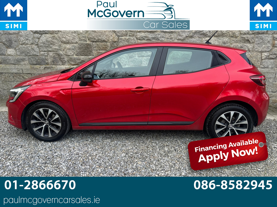 2023 Renault Clio - image 5