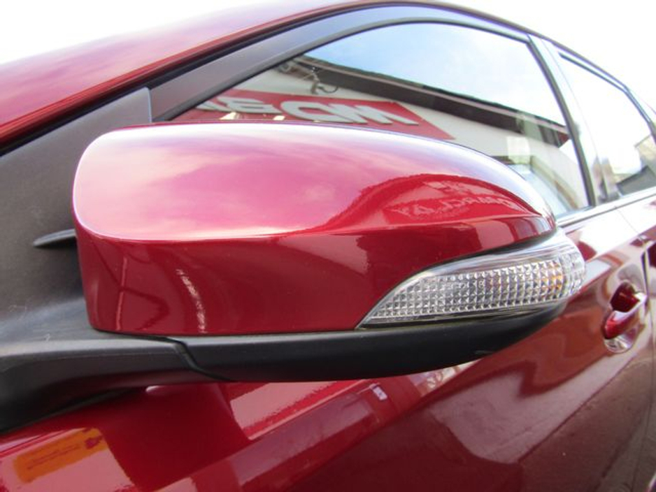 2018 Toyota Auris Hybrid Luna 4DR Auto €16,950