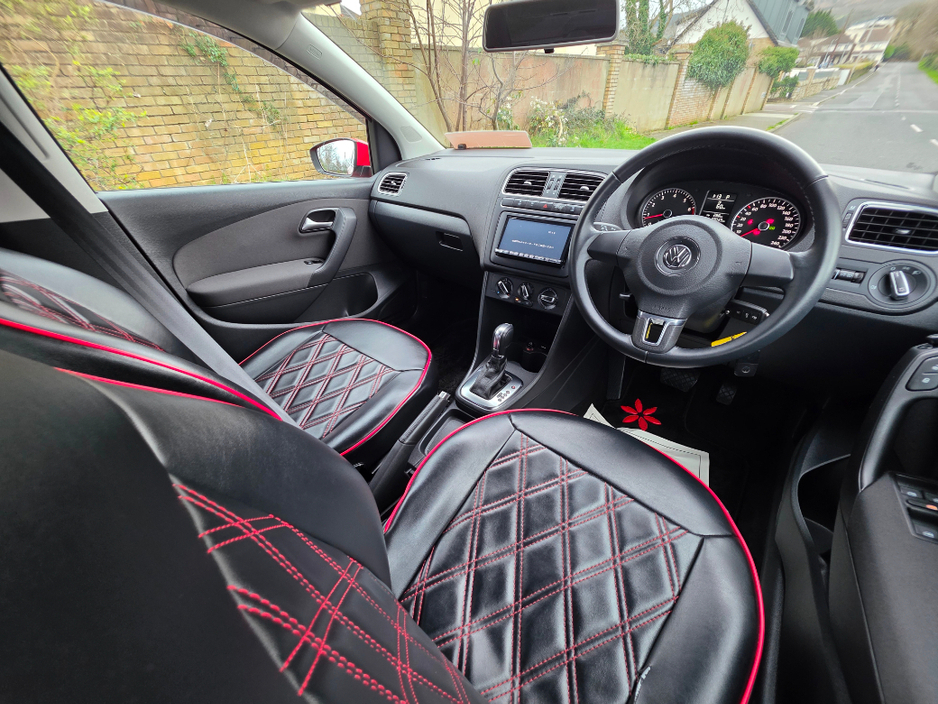 2014 Volkswagen Polo - image 10