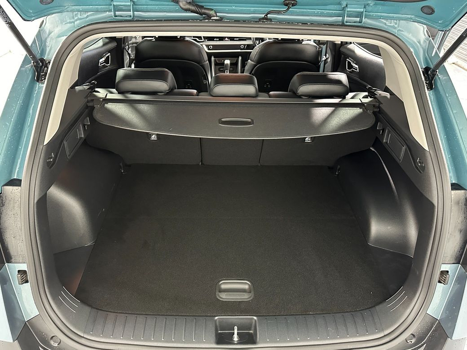 2023 Kia Sportage - image 26