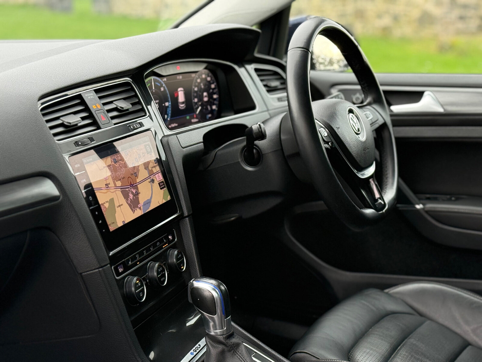 2019 Volkswagen Golf e-GOLF €10,990