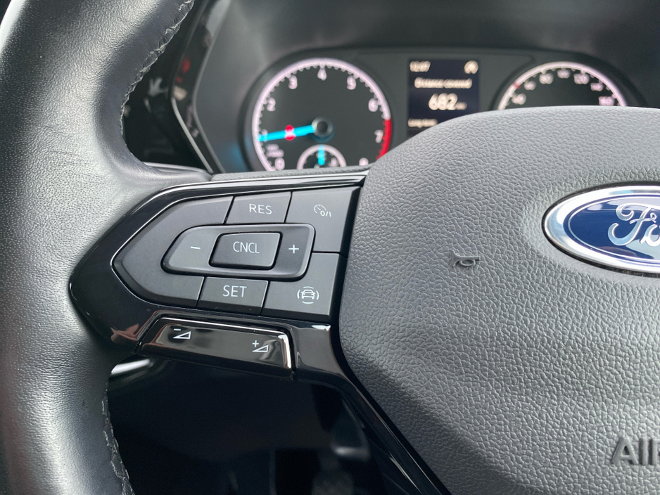 2022 Ford Tourneo Connect - image 10