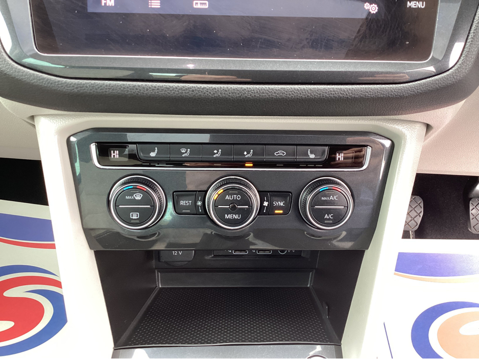 2019 Volkswagen Tiguan - image 14