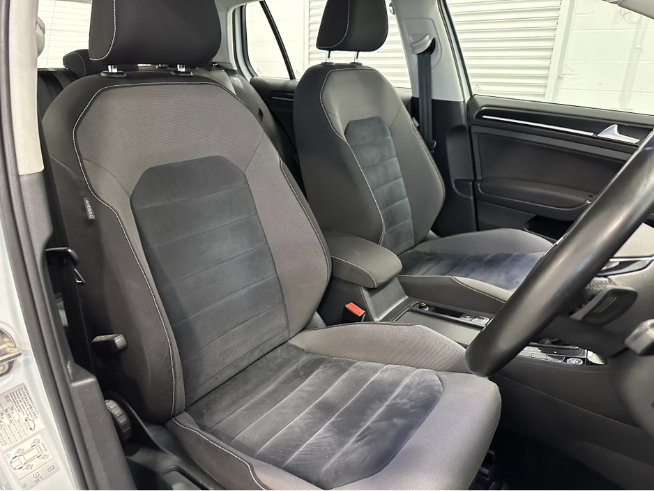 2016 Volkswagen Golf HIGHLINE 1.4TSI DSG VW/AUDI SPECIALISTS WWW.DENISDARCYCARS.IE