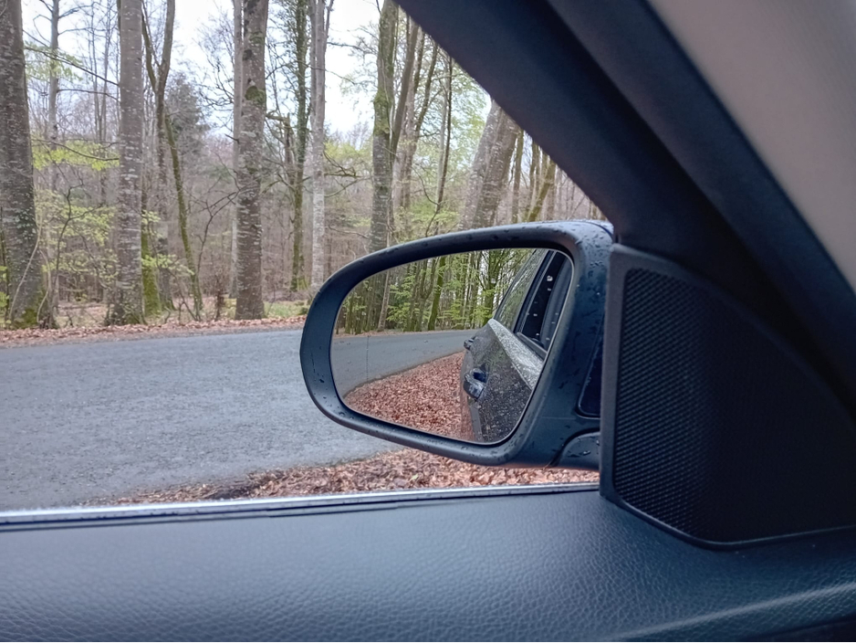 2019 Mercedes-Benz C Class - image 32