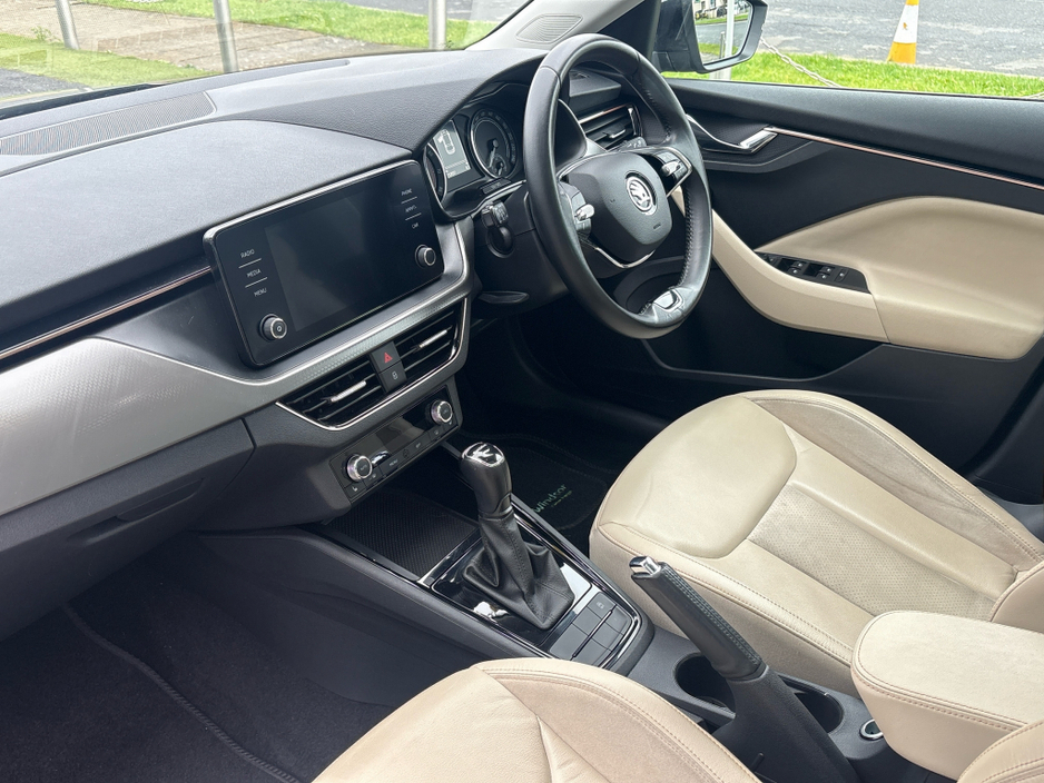 2021 Skoda Scala - image 2