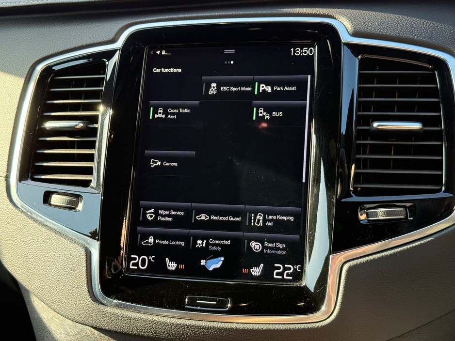 2022 Volvo XC90 PHEV T8 (390hp) R-Design AWD €56,900