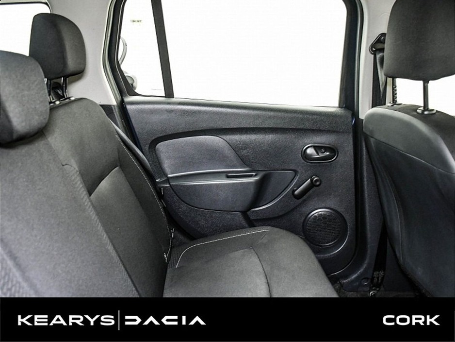 2019 Dacia Logan - image 17