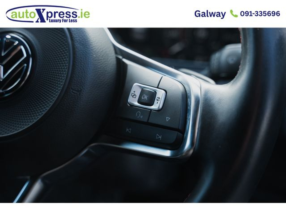 2019 Volkswagen Golf - image 27