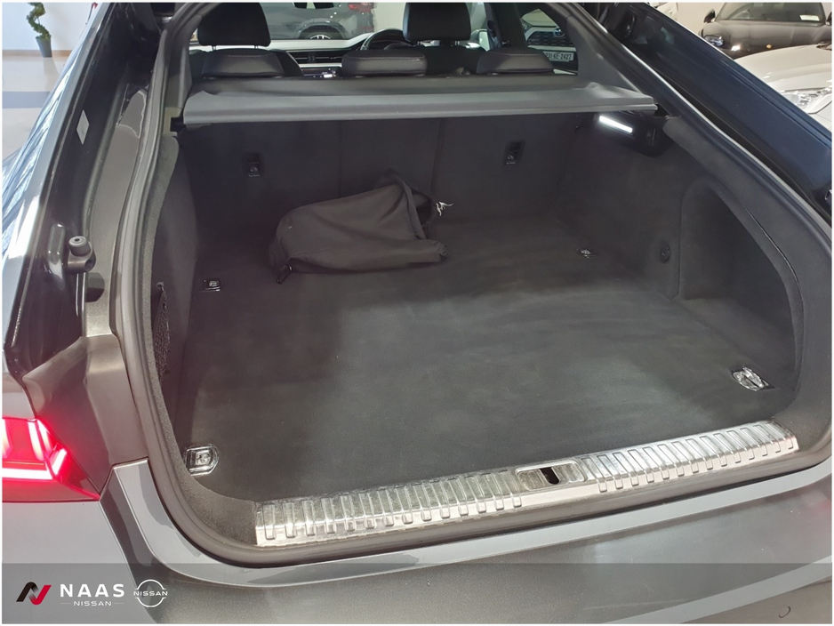 2021 Audi A7 - image 12