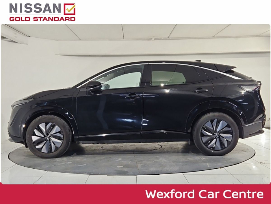 2025 Nissan Ariya - image 5
