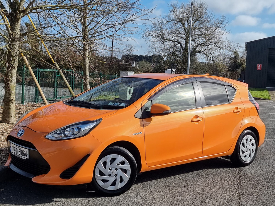 2017 Toyota Aqua - image 6