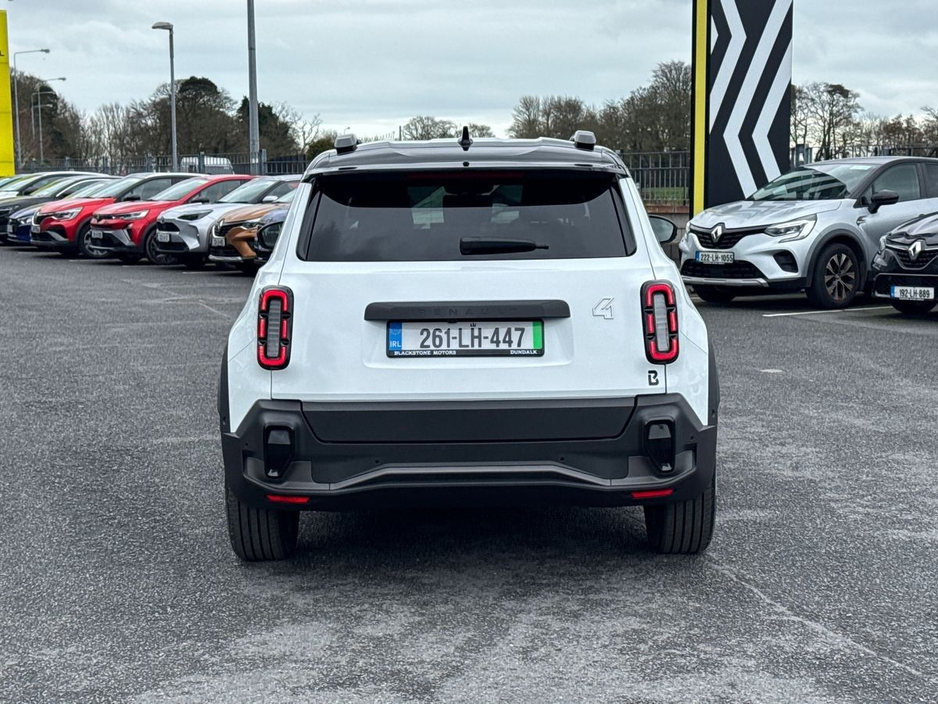 2026 Renault 4 - image 9