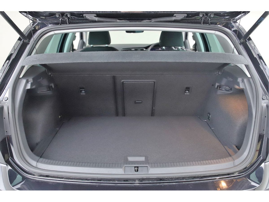 2018 Volkswagen Golf 1.4 TSI DSG HIGHLINE MK7.5 *VERY LOW MILEAGE*UPGRADED 17"ALLOY WHEELS* €19,890