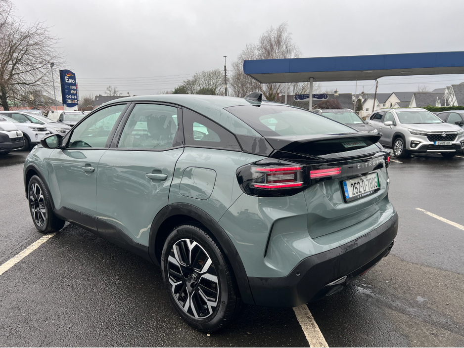 2025 Citroen C4 PLUS 54KWH 156HP €26,950