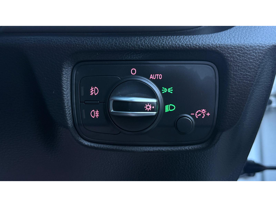 2016 Audi A3 - image 13