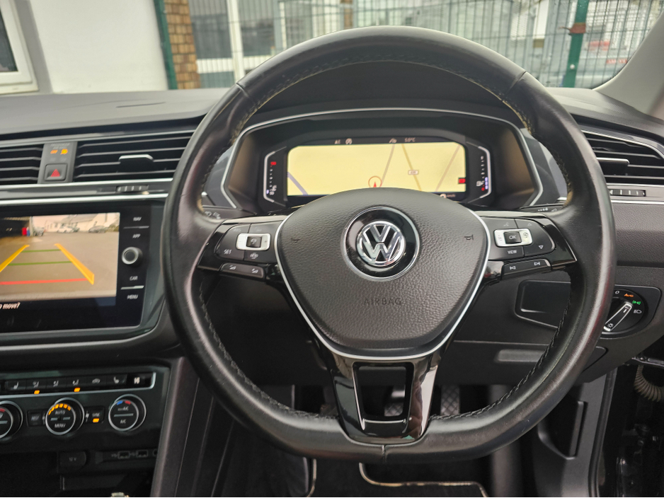 2019 Volkswagen Tiguan R-LINE 2.0 TDI MANUAL 6SPEED FWD 150HP 5DR €27,950