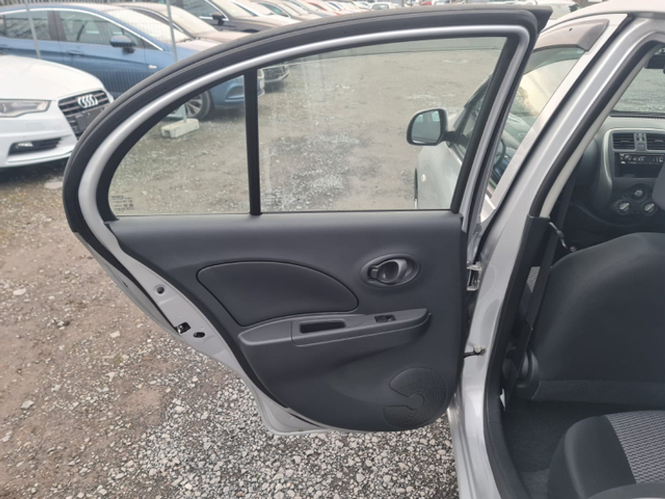 2019 Nissan March - image 10