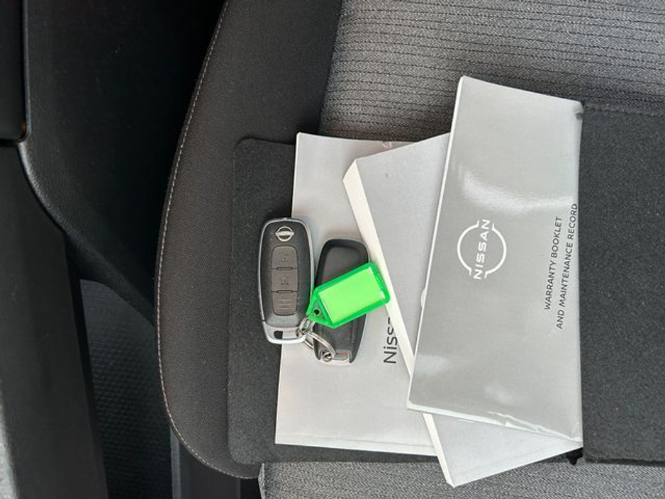 2023 Nissan X-Trail - image 5