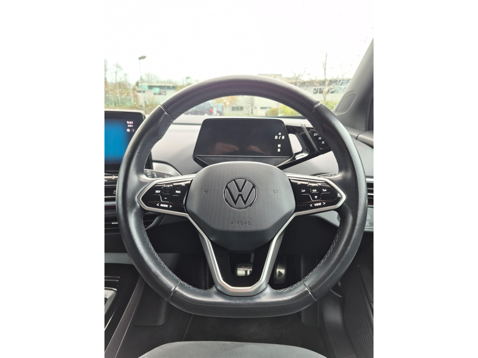 2022 Volkswagen ID.4 - image 14