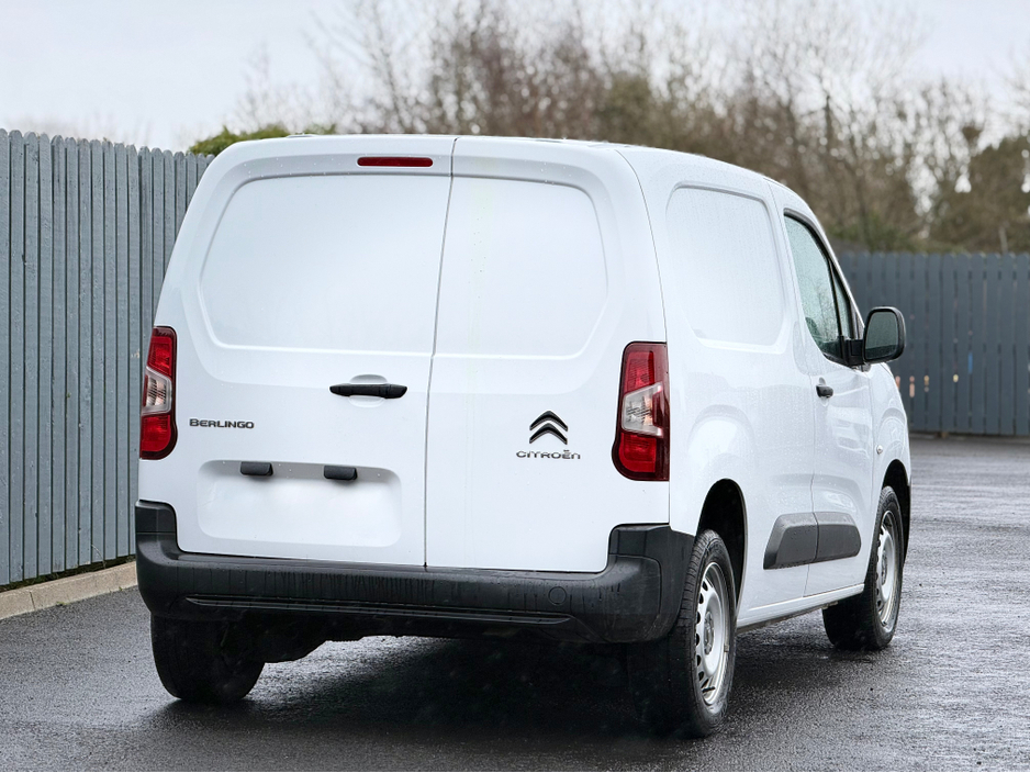 2024 Citroen Berlingo - image 4
