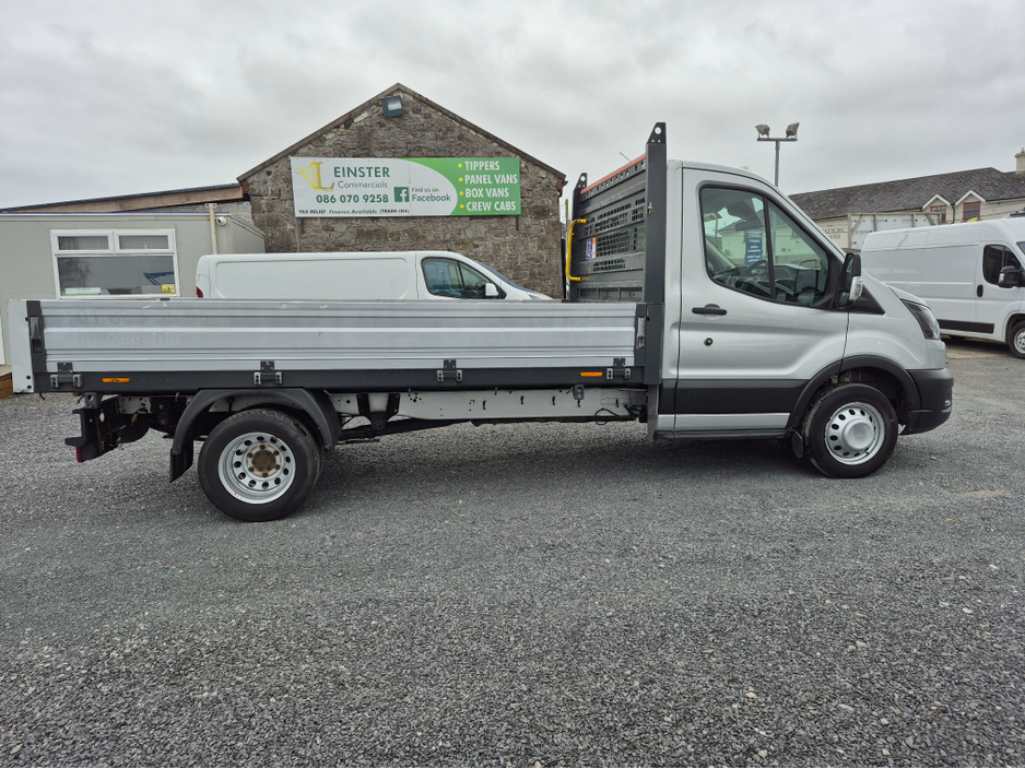 2022 Ford Transit - image 10