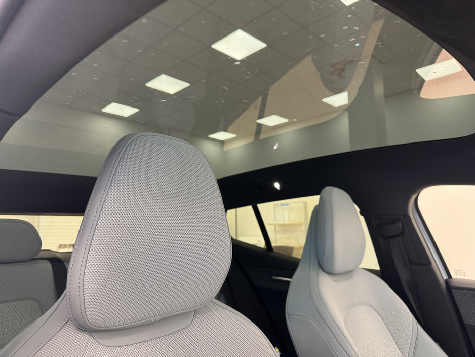 2024 Volvo EX30 Twin Motor BEV 428hp Ultra €37,950