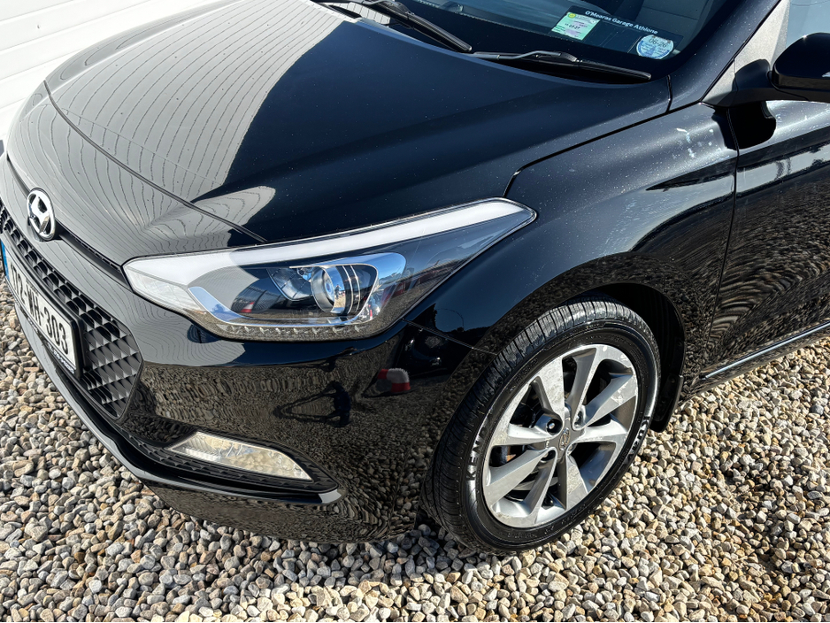 2017 Hyundai i20 - image 5