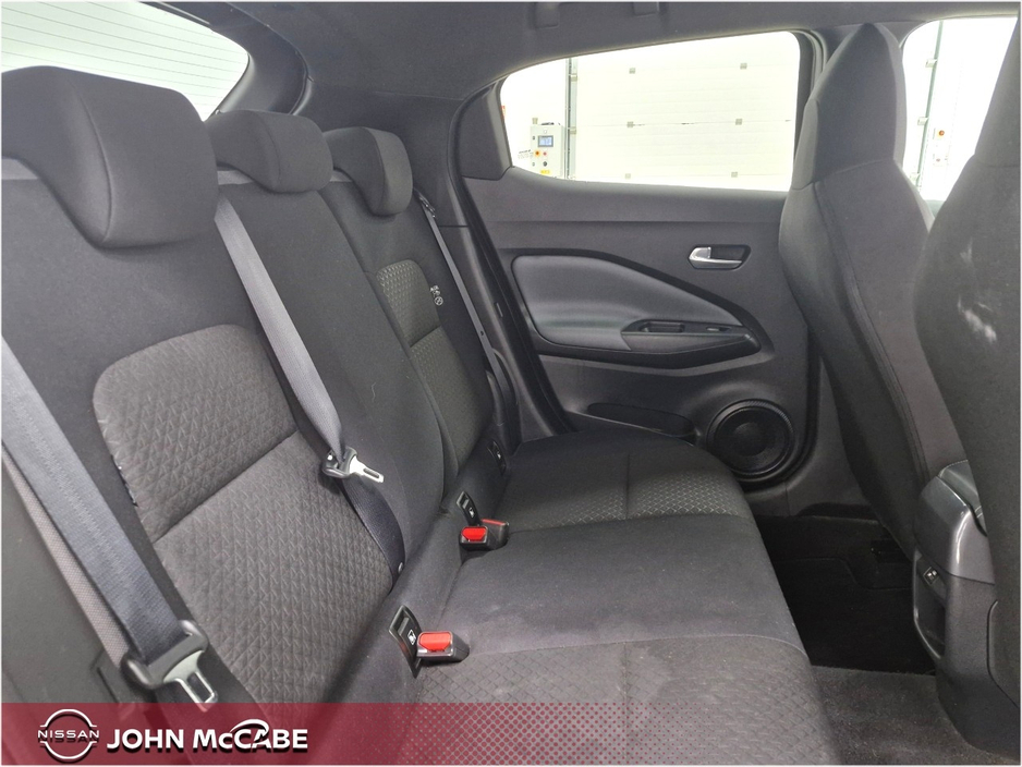 2022 Nissan Juke - image 30