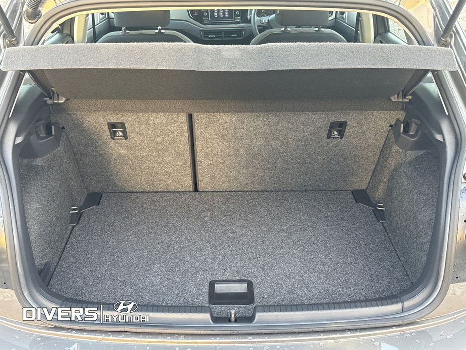 2021 Volkswagen Polo - image 22